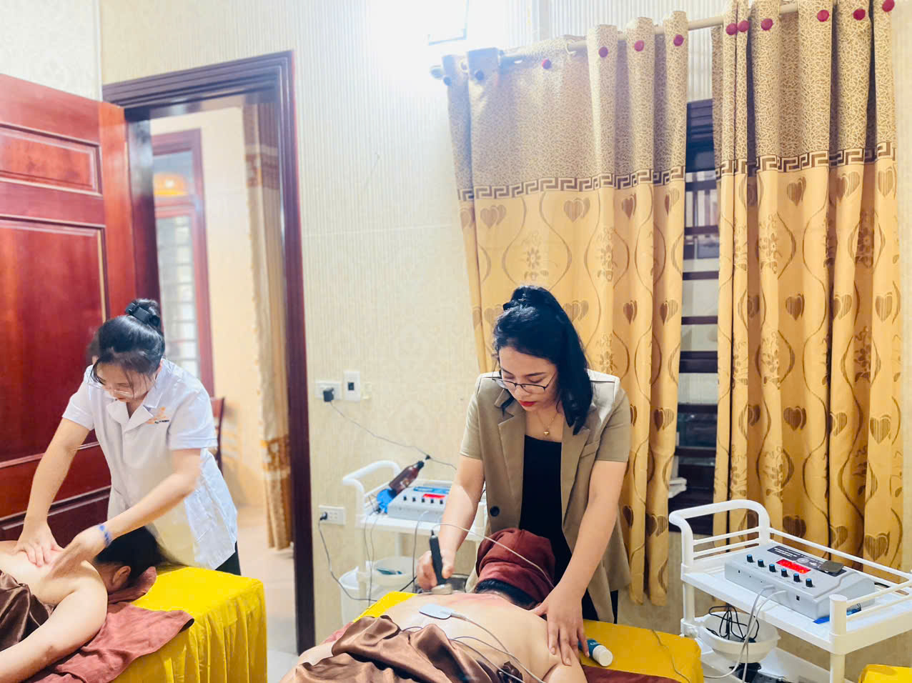 Spa Bà Thông - Minh Nguyệt