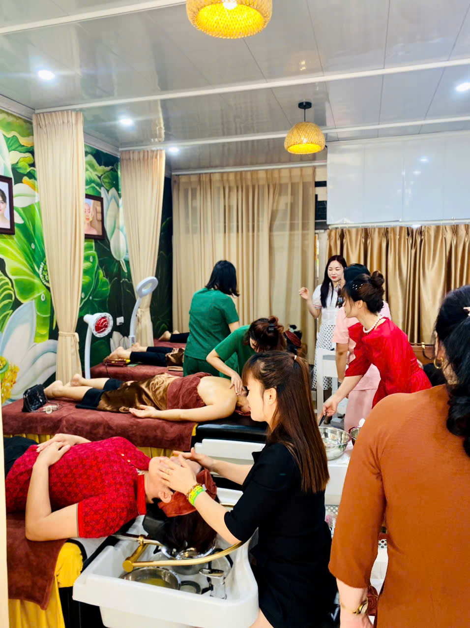 Spa Bà Thông - Spa Tạ Bích Hậu